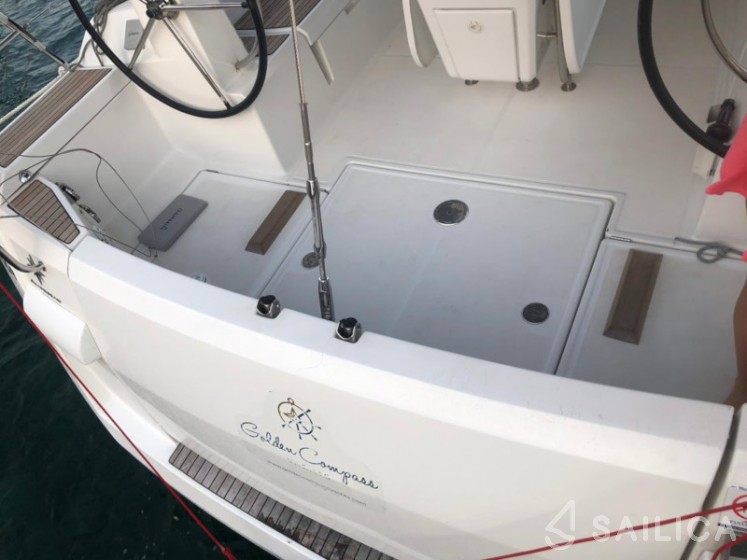 Sun Odyssey 519 - Yacht Charter Sailica