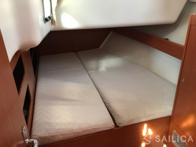 Cyclades 50.5 - Yacht Charter Sailica