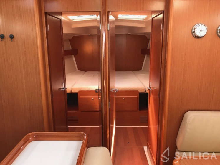 Cyclades 50.5 - Yacht Charter Sailica