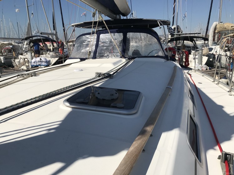 Cyclades 50.5 - Yacht Charter Sailica