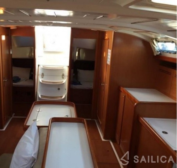 Cyclades 50.5 - Yacht Charter Sailica