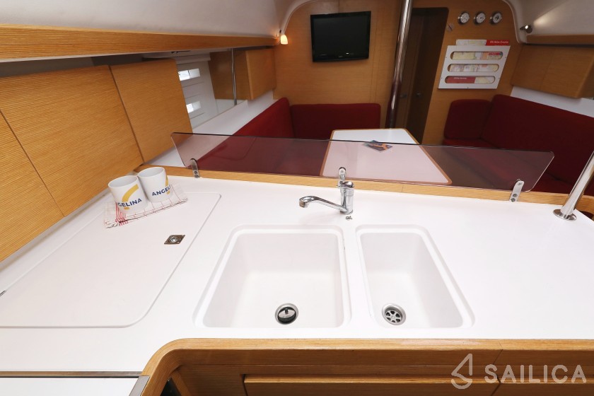 Elan 444 Impression - Yacht Charter Sailica