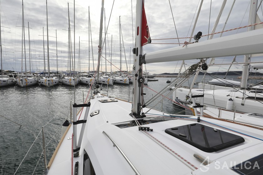 Elan 444 Impression - Yacht Charter Sailica