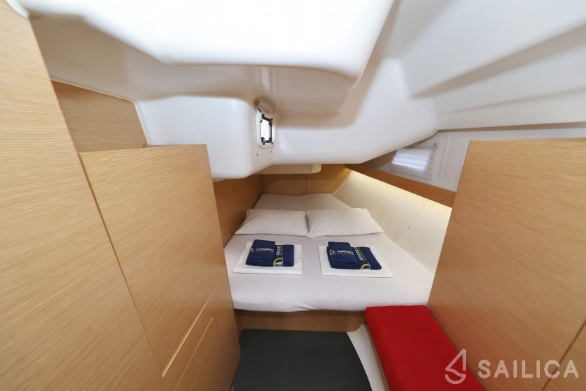 Elan 444 Impression - Yacht Charter Sailica