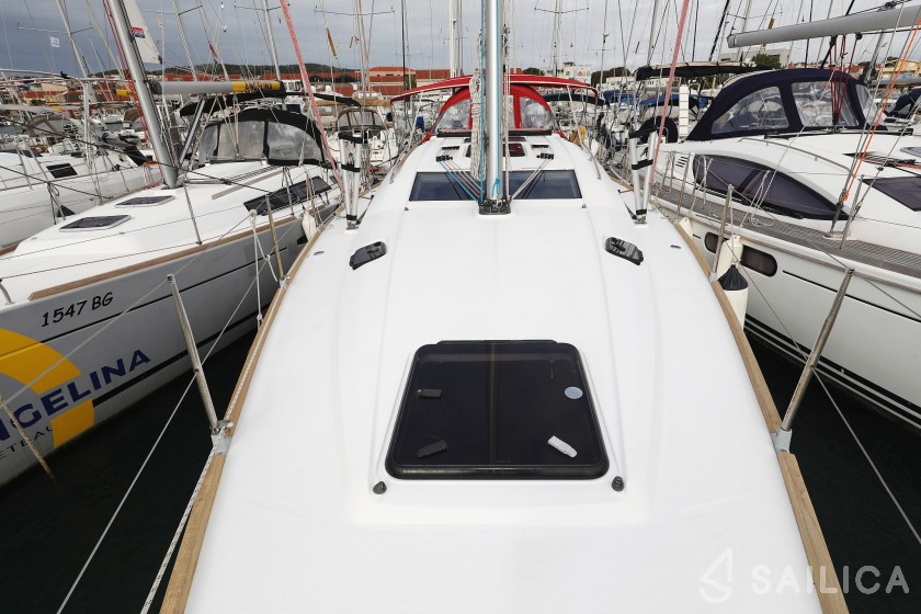 Elan 444 Impression - Yacht Charter Sailica