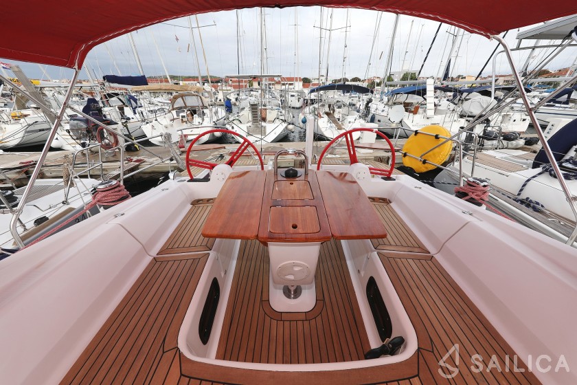 Elan 444 Impression - Yacht Charter Sailica