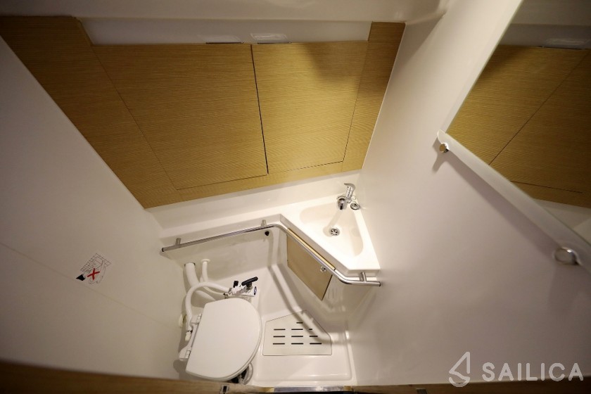 Elan 444 Impression - Yacht Charter Sailica