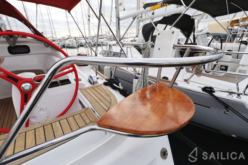 Elan 444 Impression - Yacht Charter Sailica