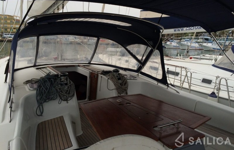 Oceanis 54 - Yacht Charter Sailica