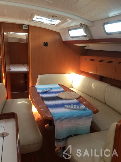 Cyclades 50.5 - Yacht Charter Sailica