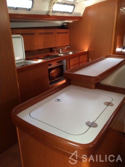 Cyclades 50.5 - Yacht Charter Sailica