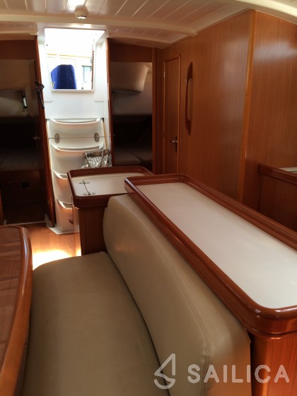 Cyclades 50.5 - Yacht Charter Sailica