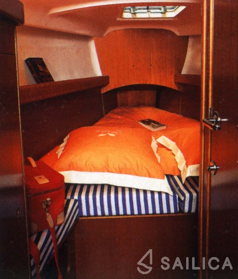 First 40.7 - Yacht Charter Sailica