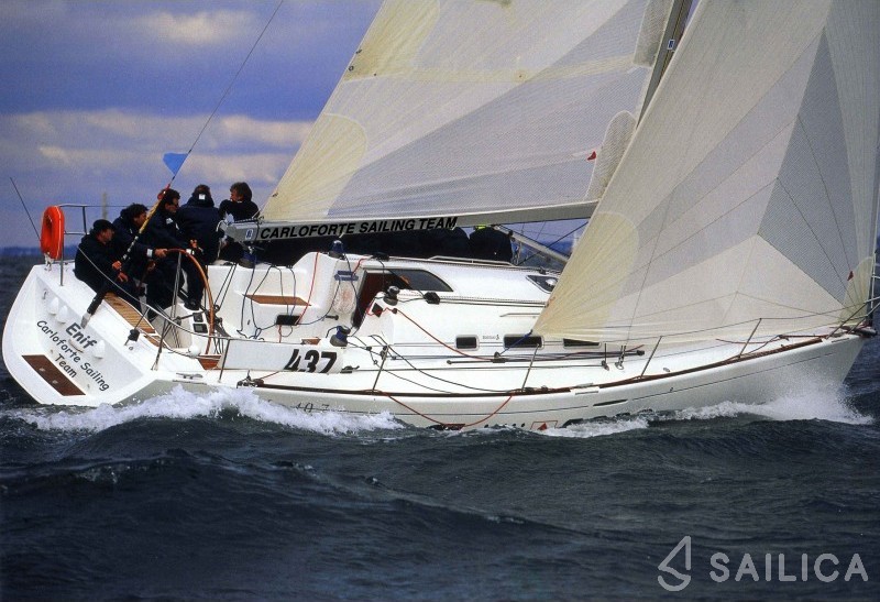 First 40.7 - Yacht Charter Sailica