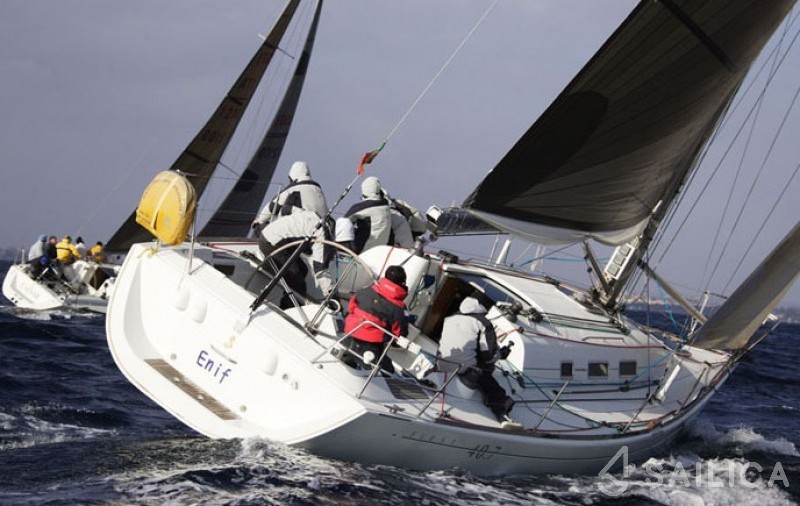 First 40.7 - Yacht Charter Sailica