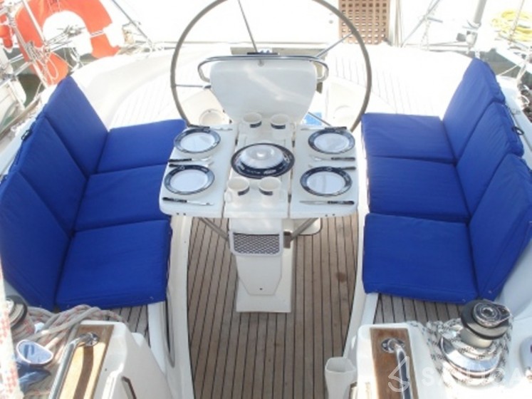 Bavaria 38 - Yacht Charter Sailica