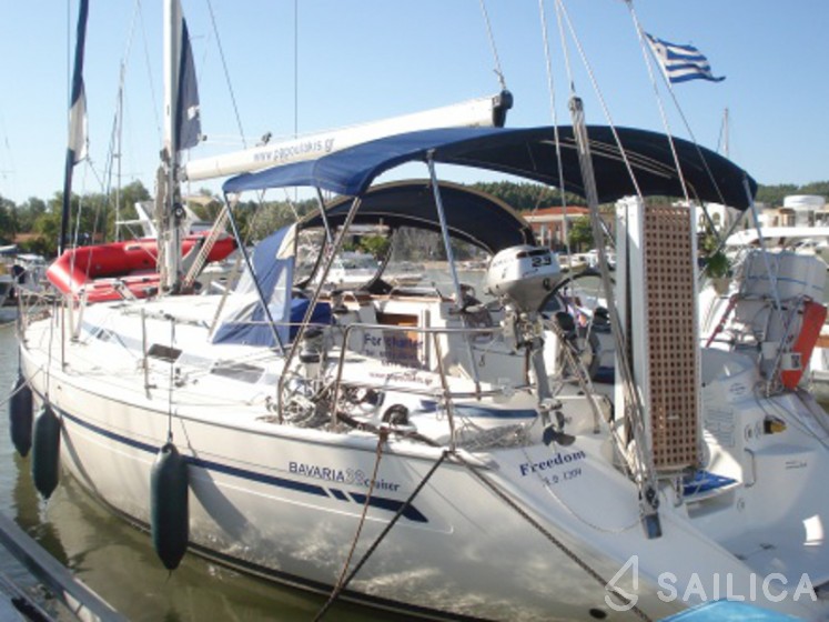Bavaria 38 - Yacht Charter Sailica