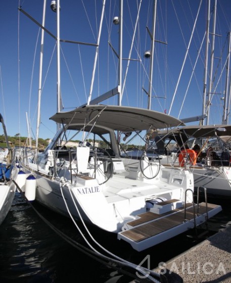 Oceanis 41 - Yacht Charter Sailica