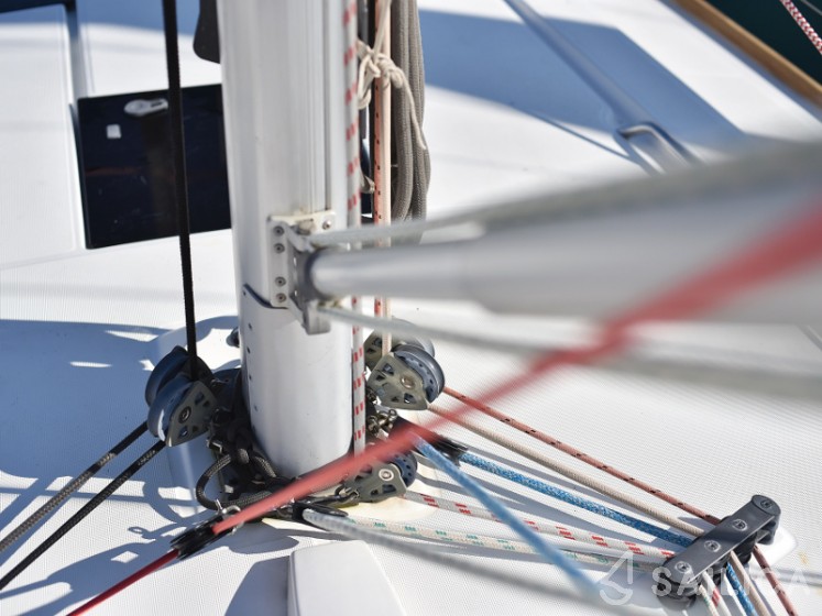 Oceanis 41 - Yacht Charter Sailica