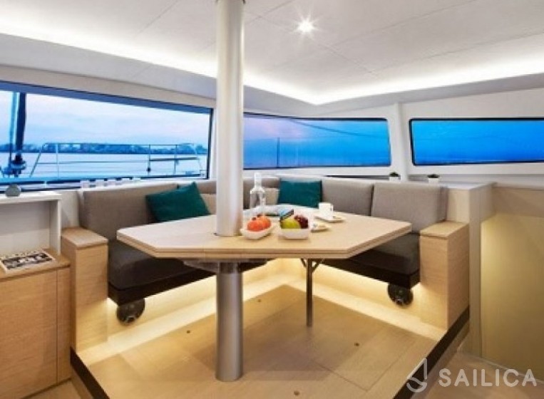 Bali 4.5 - 4 + 2 cab. - Yacht Charter Sailica
