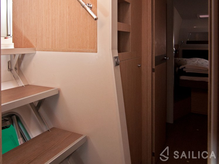 Bali 4.5 - 4 + 2 cab. - Yacht Charter Sailica