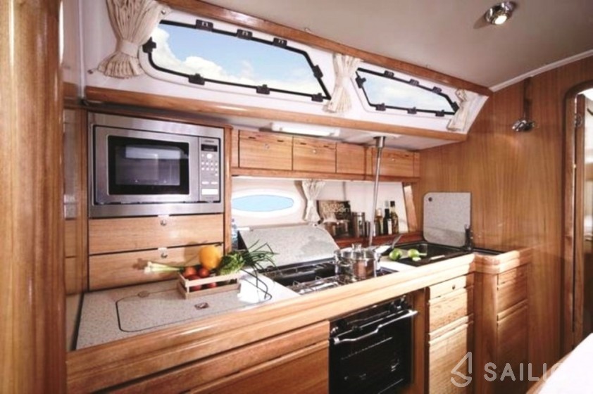 Bavaria 40 - Yacht Charter Sailica