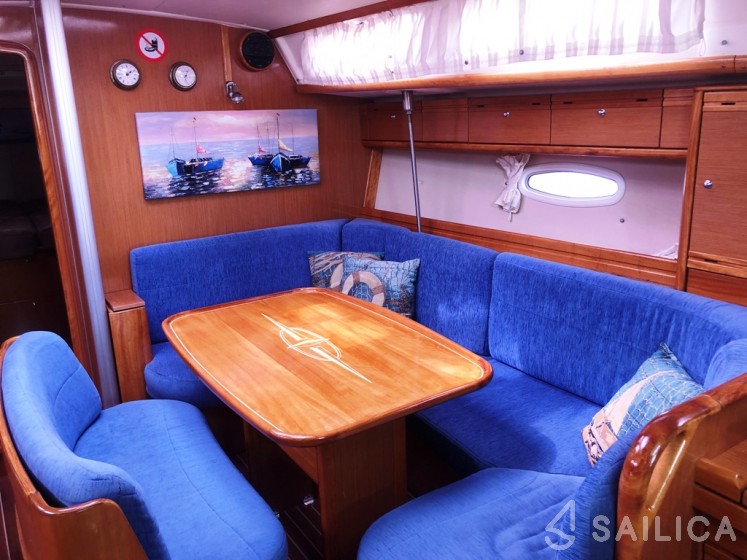 Bavaria 40 - Yacht Charter Sailica