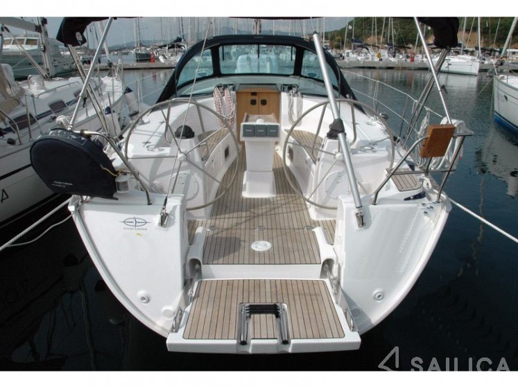 Bavaria 40 - Yacht Charter Sailica