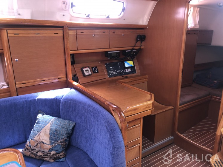 Bavaria 40 - Yacht Charter Sailica