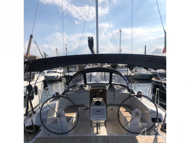 Bavaria 46 Cruiser - Yacht Charter Sailica