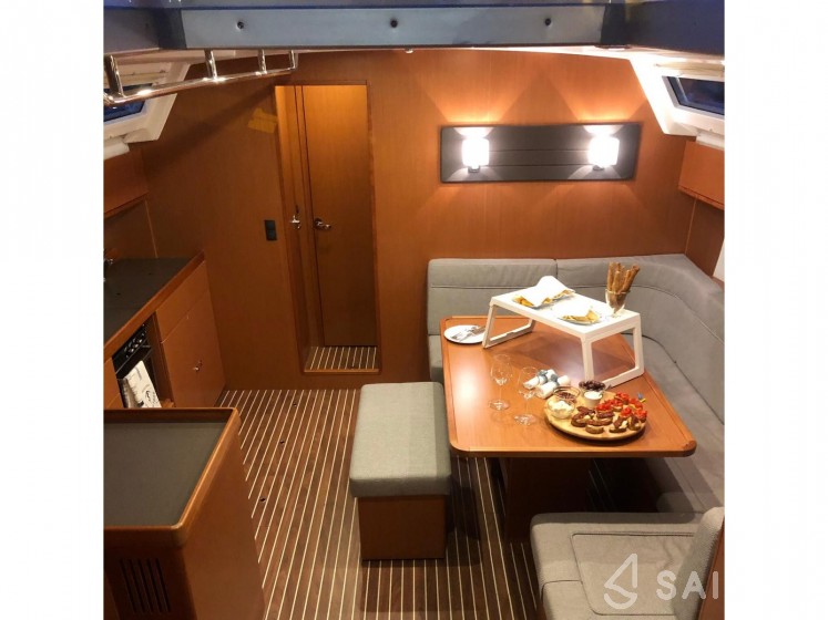 Bavaria 46 Cruiser - Yacht Charter Sailica