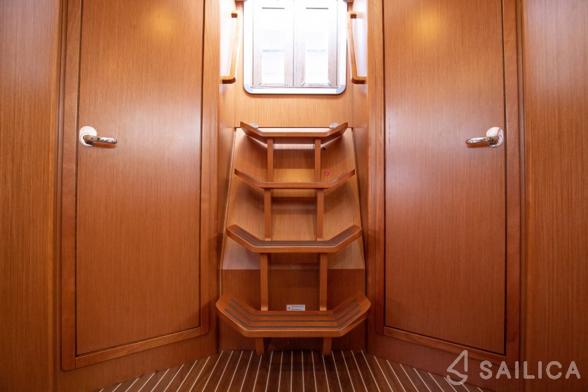 Bavaria 46 Cruiser - Yacht Charter Sailica