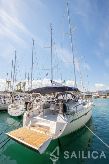 Bavaria 46 Cruiser - Yacht Charter Sailica