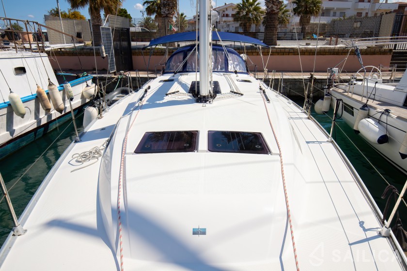 Bavaria 46 Cruiser - Yacht Charter Sailica