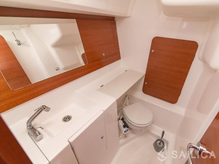 Dufour 335 Grand Large - Yacht Charter Sailica