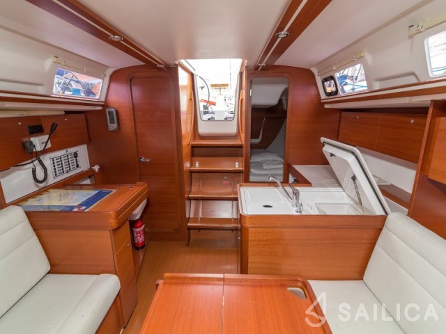 Dufour 335 Grand Large - Yacht Charter Sailica