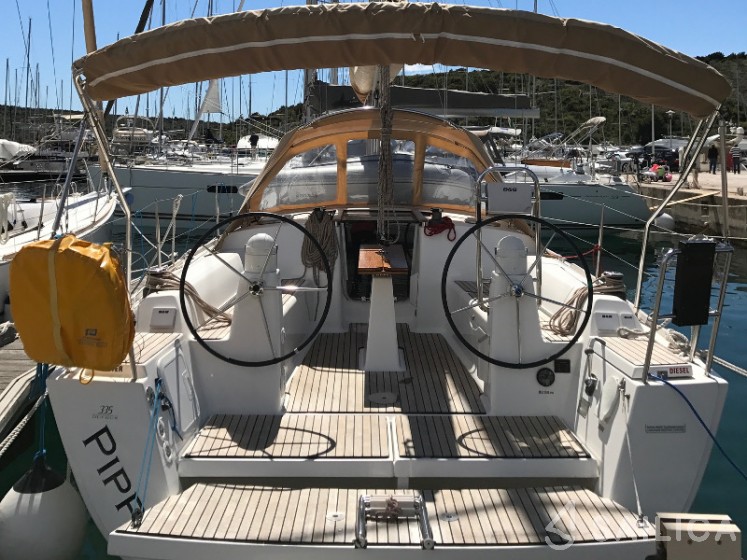 Dufour 335 Grand Large - Yacht Charter Sailica