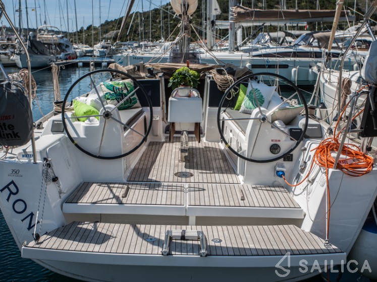 Dufour 350 GL - Yacht Charter Sailica