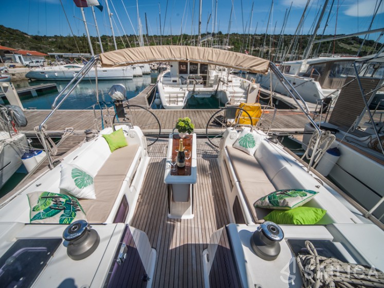Dufour 410 Grand Large - Yacht Charter Sailica