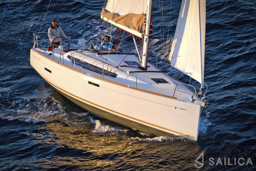 Sun Odyssey 379 - Yacht Charter Sailica