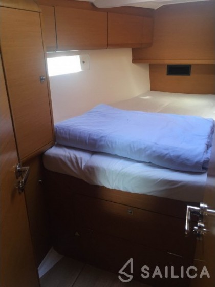 Sun Odyssey 519 - Yacht Charter Sailica
