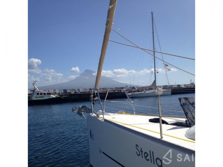 Dufour 410 Grand Large - Yacht Charter Sailica
