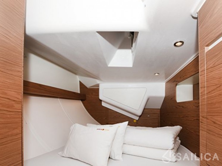 Elan 50 Impression - Yacht Charter Sailica