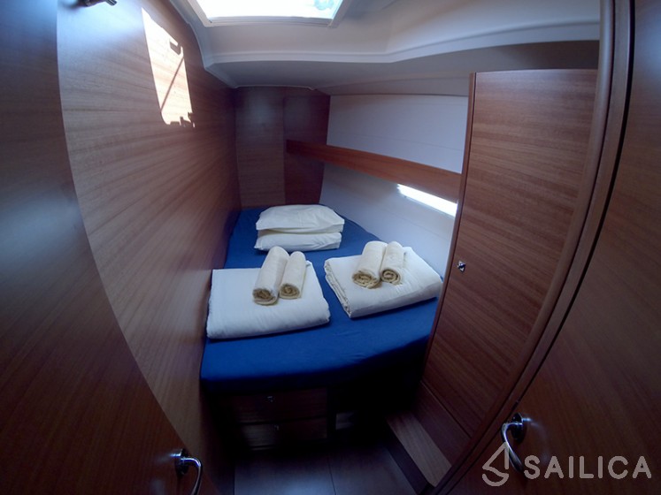 Dufour 460 GL - Yacht Charter Sailica