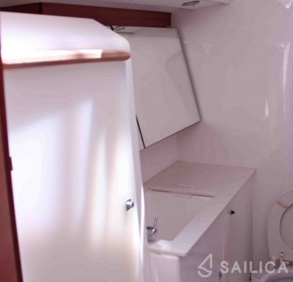 Dufour 450 Grand Large - Yacht Charter Sailica