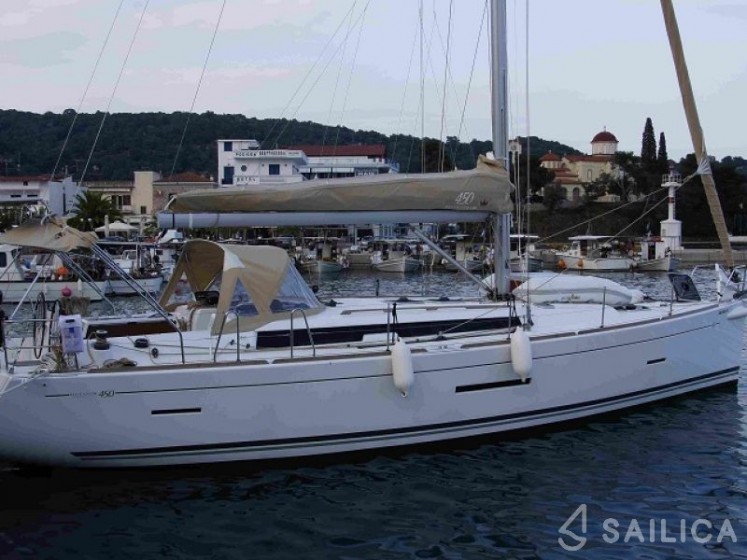 Dufour 450 Grand Large - Yacht Charter Sailica
