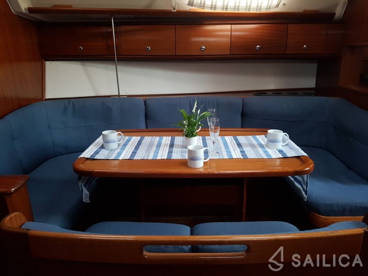 Bavaria 41 Cruiser - Yacht Charter Sailica