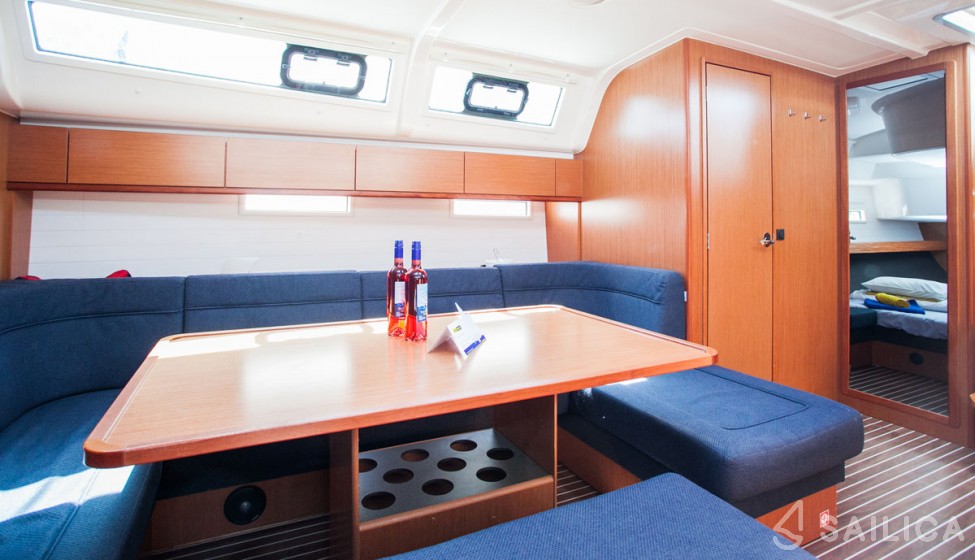 Bavaria 51 Cruiser - Yacht Charter Sailica