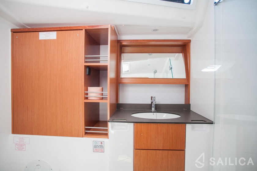 Bavaria 51 Cruiser - Yacht Charter Sailica