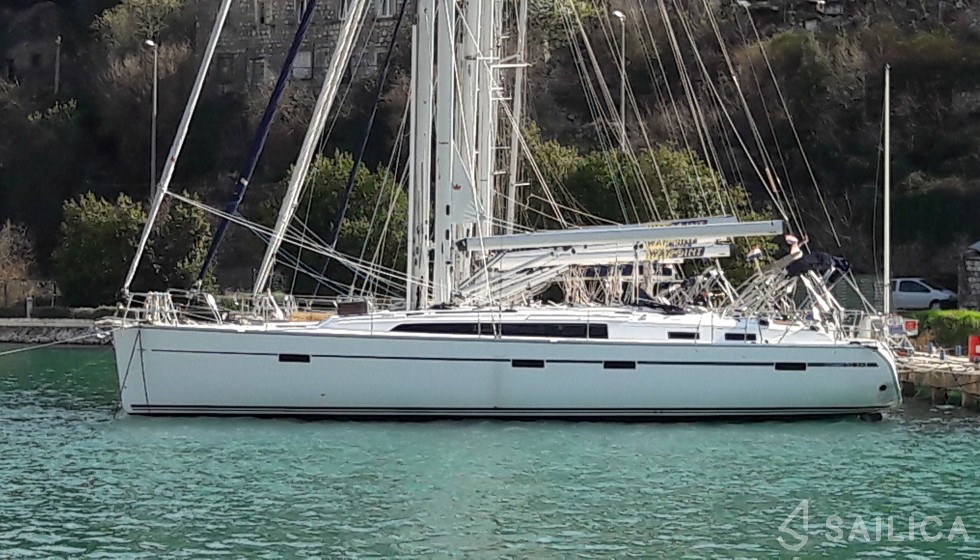 Bavaria 51 Cruiser - Yacht Charter Sailica